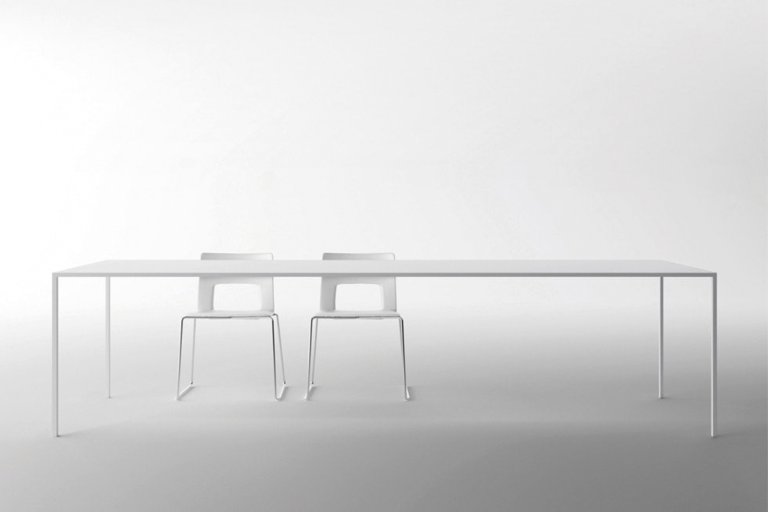 Rizzini table and chair